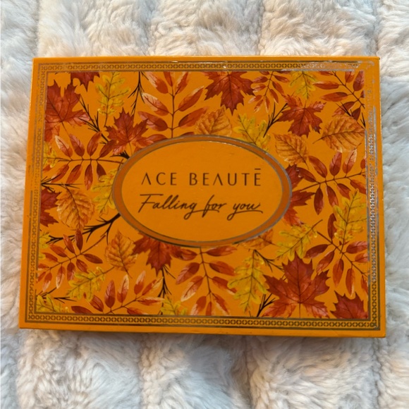 Ace Beaute Falling for You Eyeshadow Palette - Autumn Hues - Picture 2 of 2